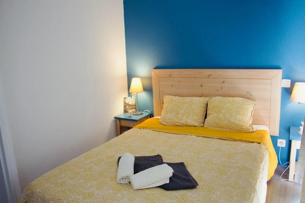 Appartement Vue Mer, Gr 34 Et Plage Au Pied ! 플라우가스누 0*,  프랑스